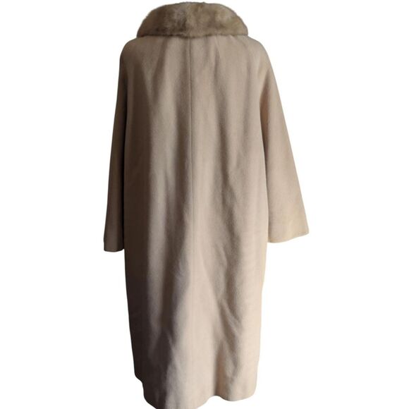 Vintage Union Made Marie Antoinette Austin 100% Cashmere Coat with Genuine Mink - Picture 9 of 9